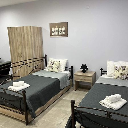 Kaiafas Luxury Philoxenia Apartment Nea Peramos  Room photo