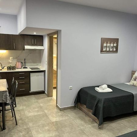 Kaiafas Luxury Philoxenia Apartment Nea Peramos  Room photo
