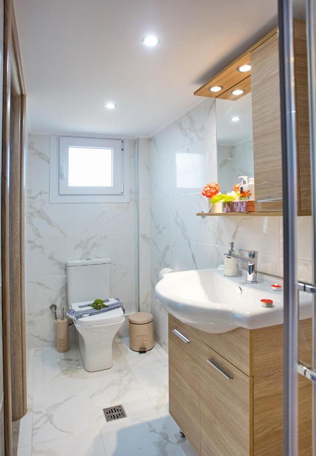 Kaiafas Luxury Philoxenia Apartment Nea Peramos  Exterior photo