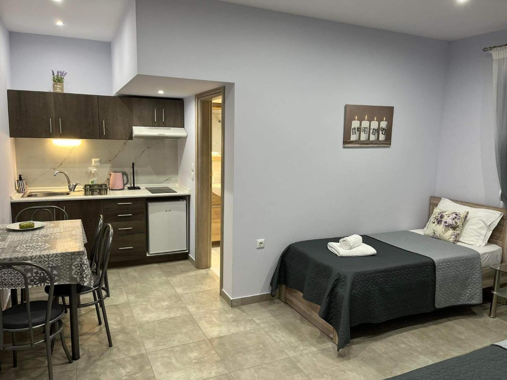 Kaiafas Luxury Philoxenia Apartment Nea Peramos  Room photo